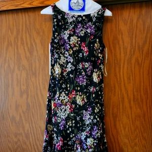 Chaps ladies dress, size 6.